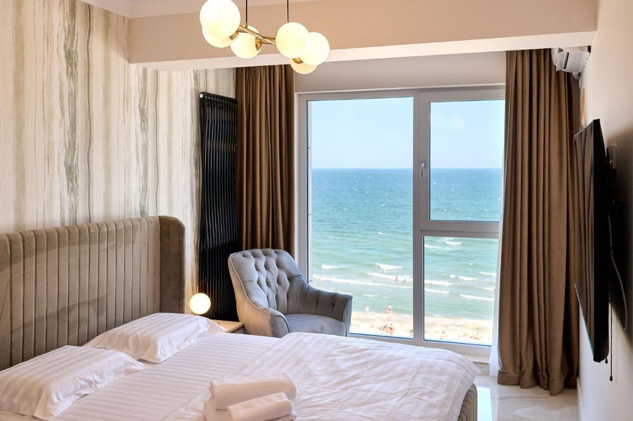 Beach Bliss Apartment In Infinity Beach Resort Parking Mamaia Exterior photo