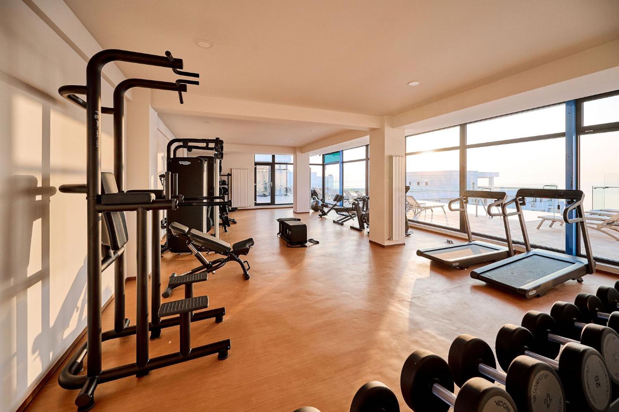 Beach Bliss Apartment In Infinity Beach Resort Parking Mamaia Exterior photo