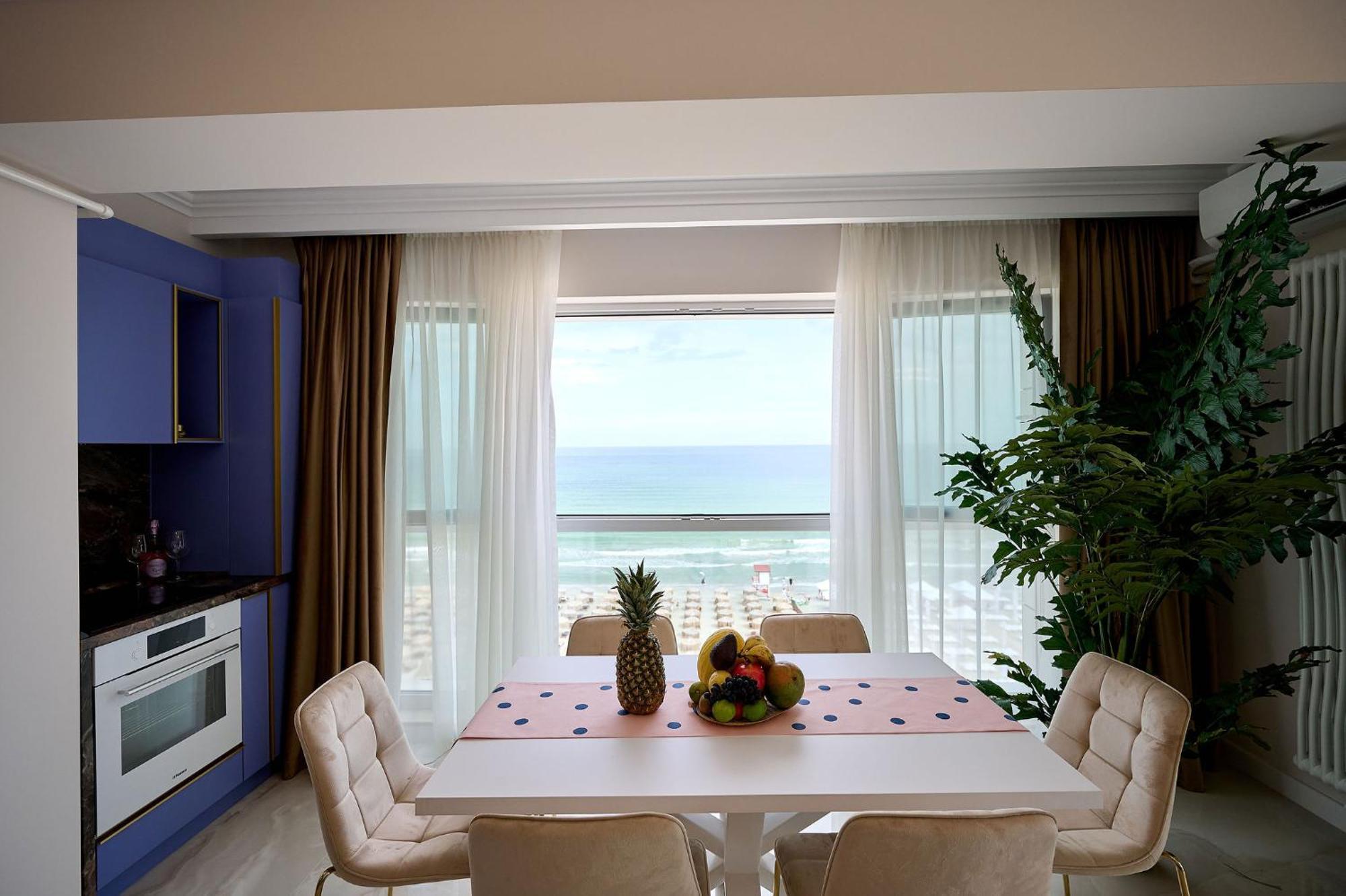 Beach Bliss Apartment In Infinity Beach Resort Parking Mamaia Exterior photo